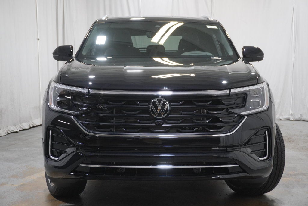 2026 Volkswagen Atlas Cross Sport SEL Premium R-Line