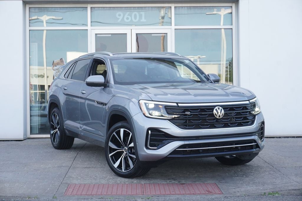 2026 Volkswagen Atlas Cross Sport 2.0T SEL Premium R-Line