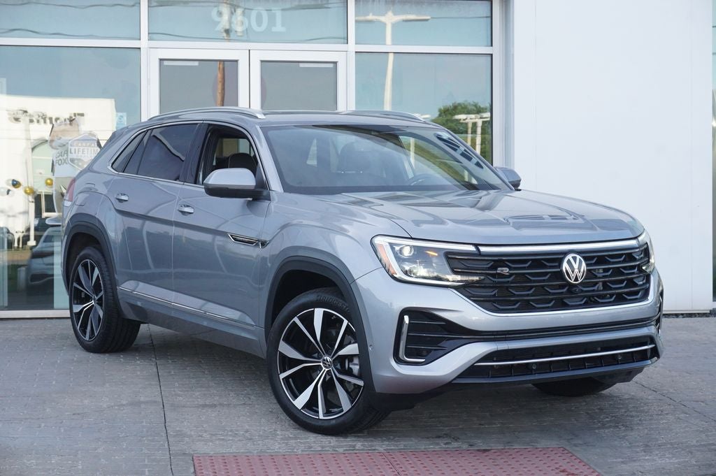 2026 Volkswagen Atlas Cross Sport 2.0T SEL Premium R-Line