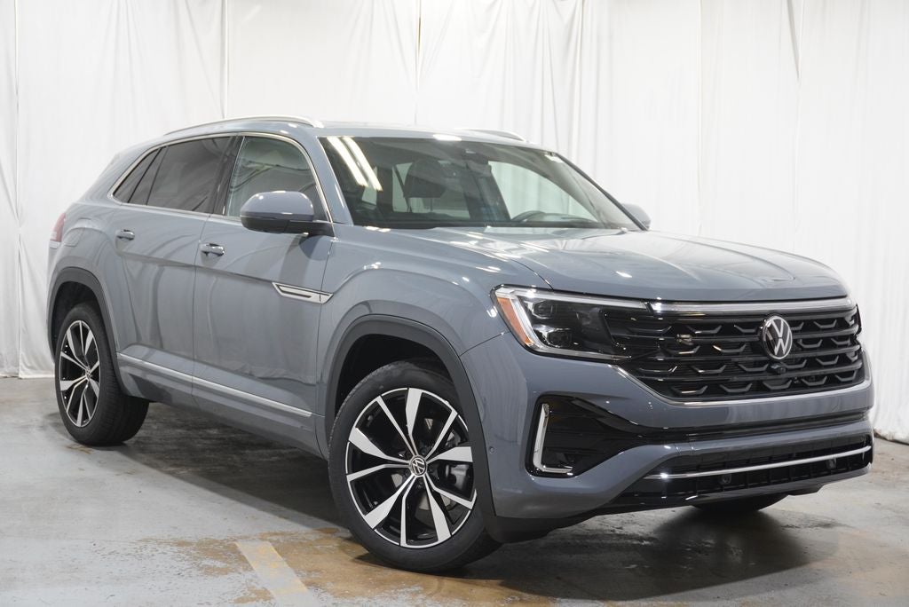 2026 Volkswagen Atlas Cross Sport 2.0T SEL Premium R-Line