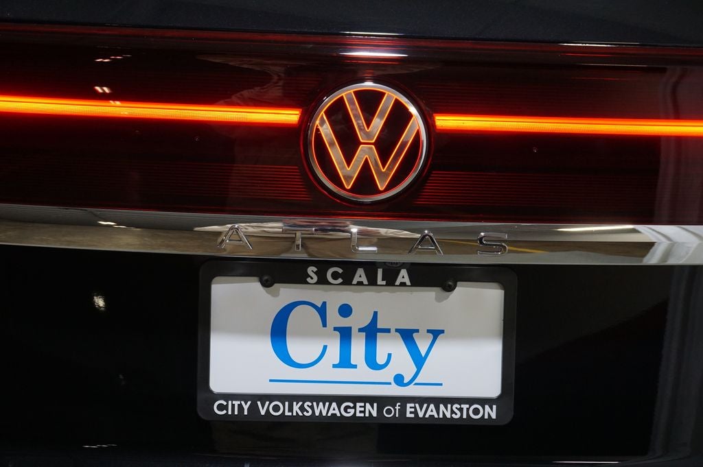 2026 Volkswagen Atlas Cross Sport 2.0T SEL Premium R-Line