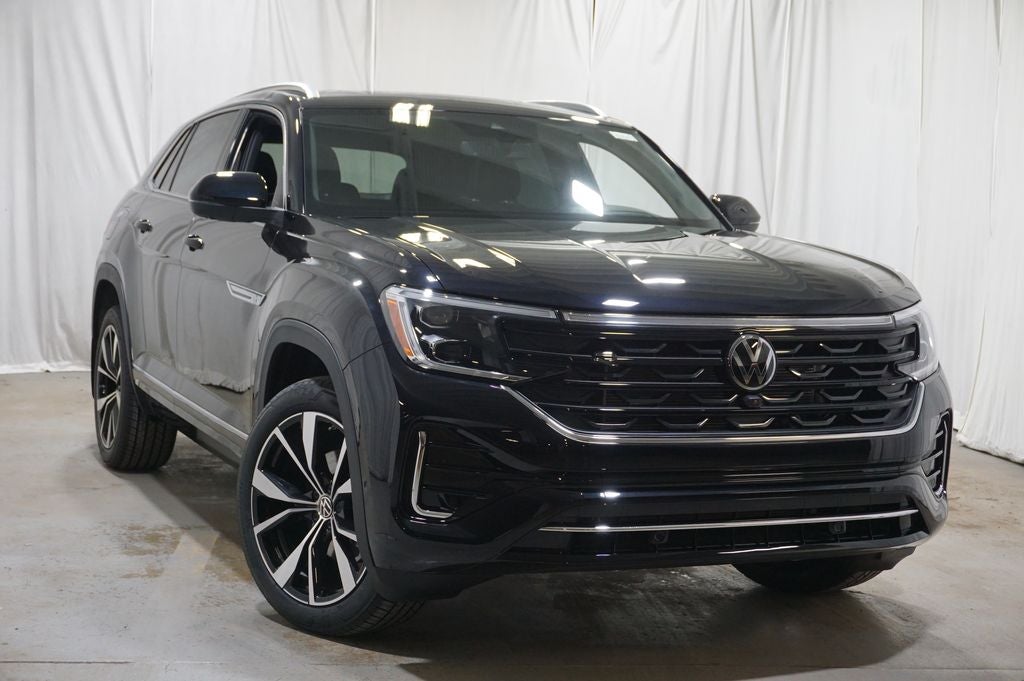 2026 Volkswagen Atlas Cross Sport 2.0T SEL Premium R-Line