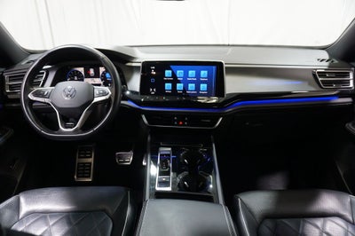 2024 Volkswagen Atlas Cross Sport 2.0T SEL Premium R-Line