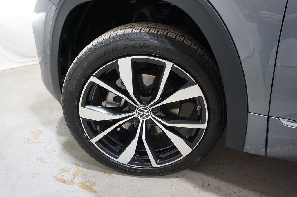 2024 Volkswagen Atlas Cross Sport 2.0T SEL Premium R-Line