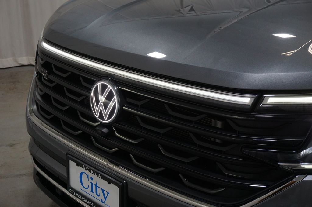 2024 Volkswagen Atlas Cross Sport 2.0T SEL Premium R-Line