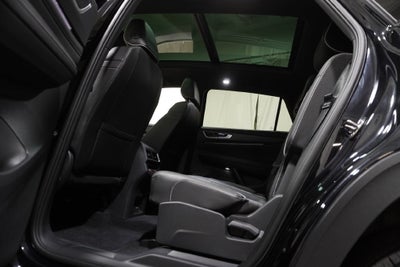 2025 Volkswagen Atlas Cross Sport 2.0T SEL Premium R-Line