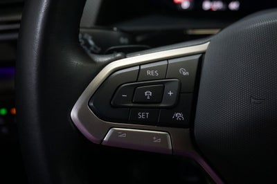 2025 Volkswagen Atlas Cross Sport 2.0T SEL Premium R-Line