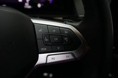2025 Volkswagen Atlas Cross Sport 2.0T SEL Premium R-Line