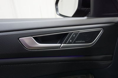 2025 Volkswagen Atlas Cross Sport 2.0T SEL Premium R-Line