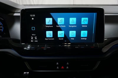 2025 Volkswagen Atlas Cross Sport 2.0T SEL Premium R-Line