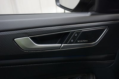 2025 Volkswagen Atlas Cross Sport 2.0T SEL Premium R-Line