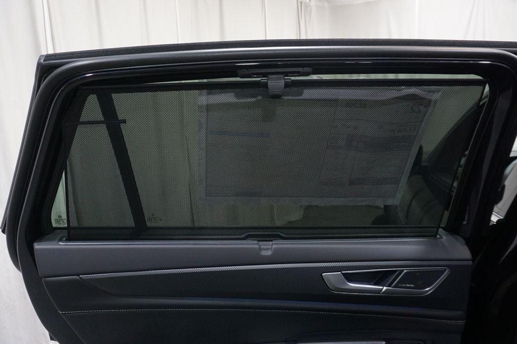 2025 Volkswagen Atlas Cross Sport 2.0T SEL Premium R-Line