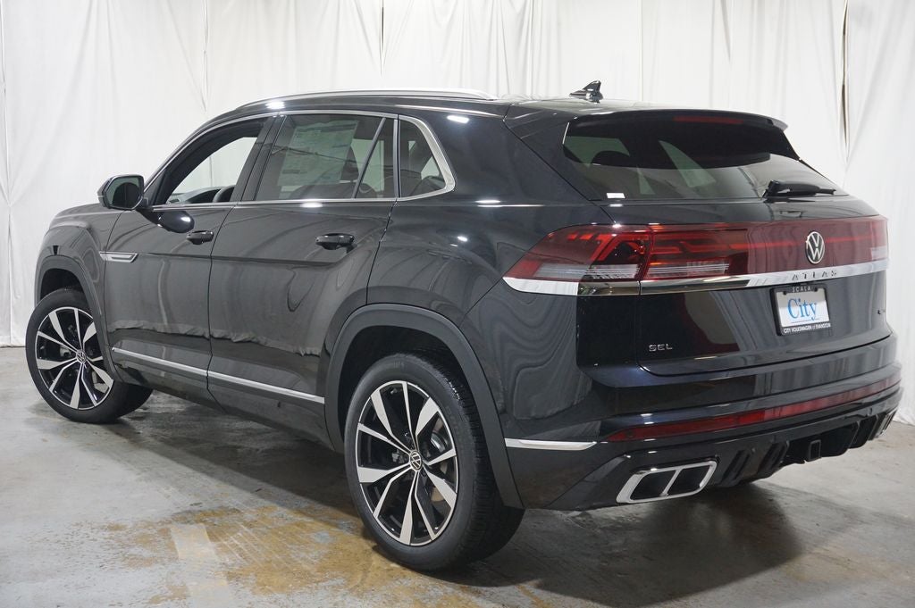 2025 Volkswagen Atlas Cross Sport 2.0T SEL Premium R-Line