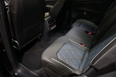 2025 Volkswagen Atlas Cross Sport 2.0T SEL Premium R-Line