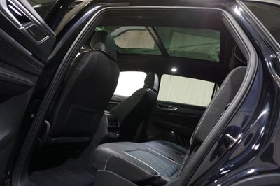 2025 Volkswagen Atlas Cross Sport 2.0T SEL Premium R-Line