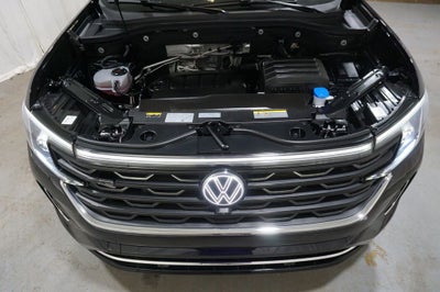 2025 Volkswagen Atlas Cross Sport 2.0T SEL Premium R-Line