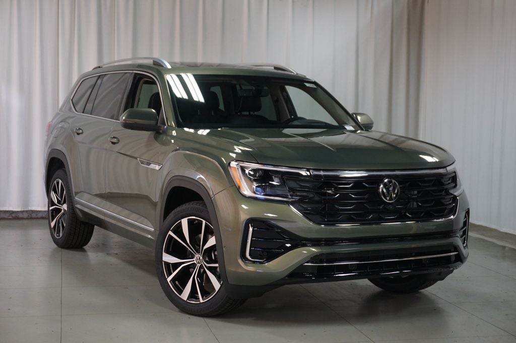 2026 Volkswagen Atlas 2.0T SEL Premium R-Line