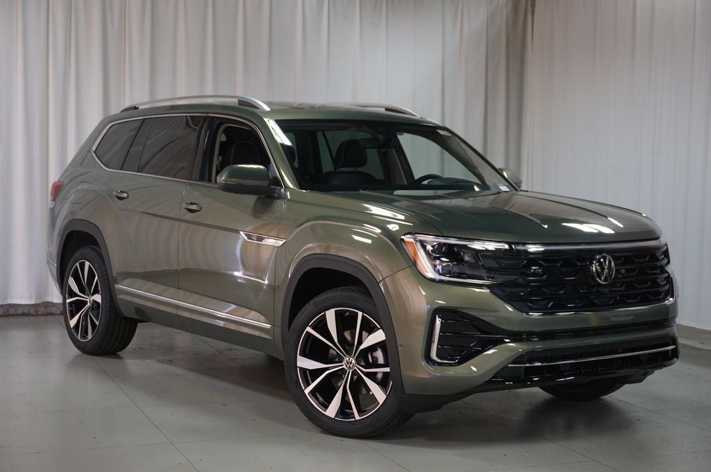 2026 Volkswagen Atlas 2.0T SEL Premium R-Line