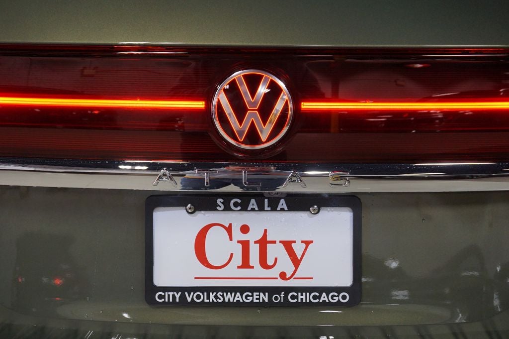 2026 Volkswagen Atlas 2.0T SEL Premium R-Line