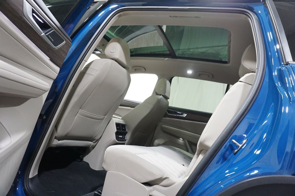 2026 Volkswagen Atlas 2.0T SEL Premium R-Line