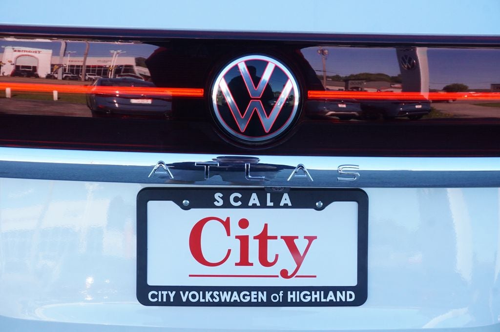 2026 Volkswagen Atlas 2.0T SEL Premium R-Line