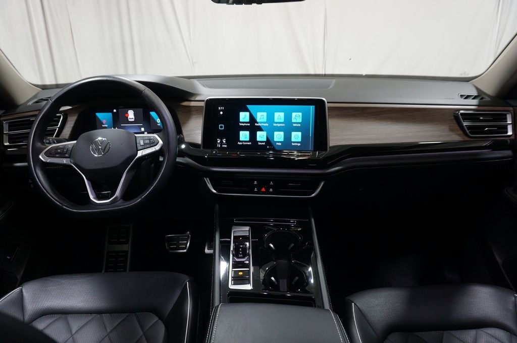 2024 Volkswagen Atlas 2.0T SEL Premium R-Line