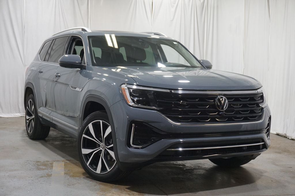 2025 Volkswagen Atlas 2.0T SEL Premium R-Line