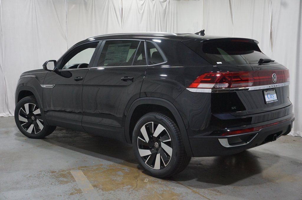 2026 Volkswagen Atlas Cross Sport 2.0T SE w/Technology