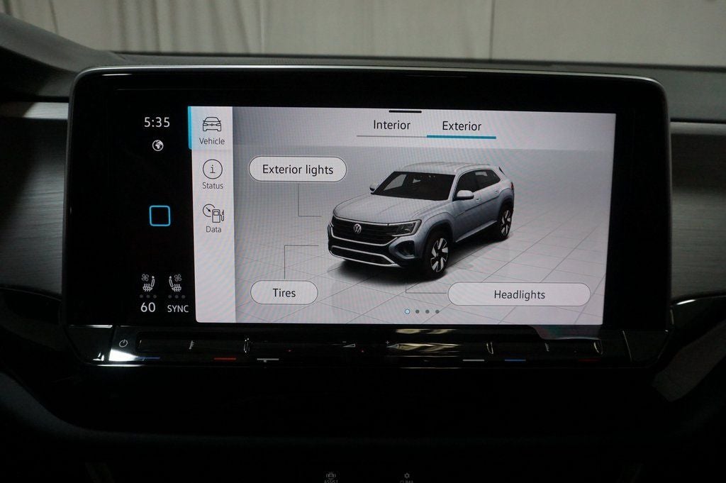 2026 Volkswagen Atlas Cross Sport 2.0T SE w/Technology