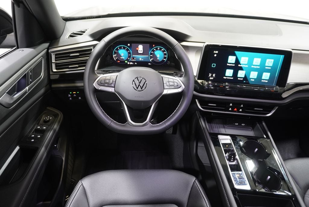 2026 Volkswagen Atlas Cross Sport SE w/Technology