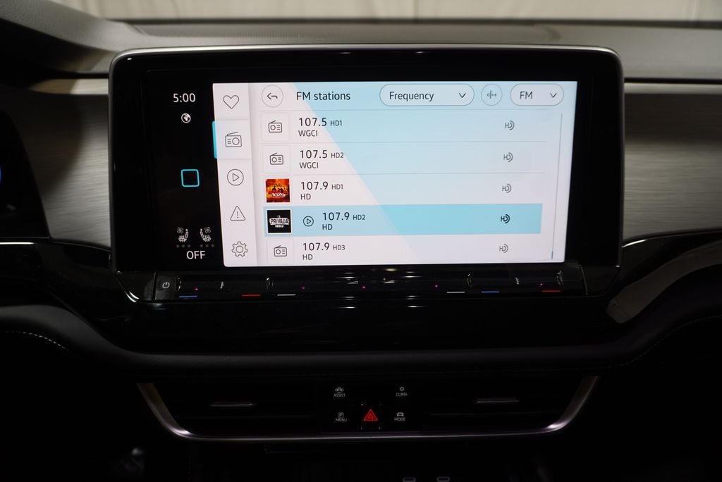 2026 Volkswagen Atlas Cross Sport SE w/Technology