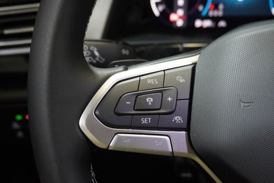 2026 Volkswagen Atlas Cross Sport SE w/Technology