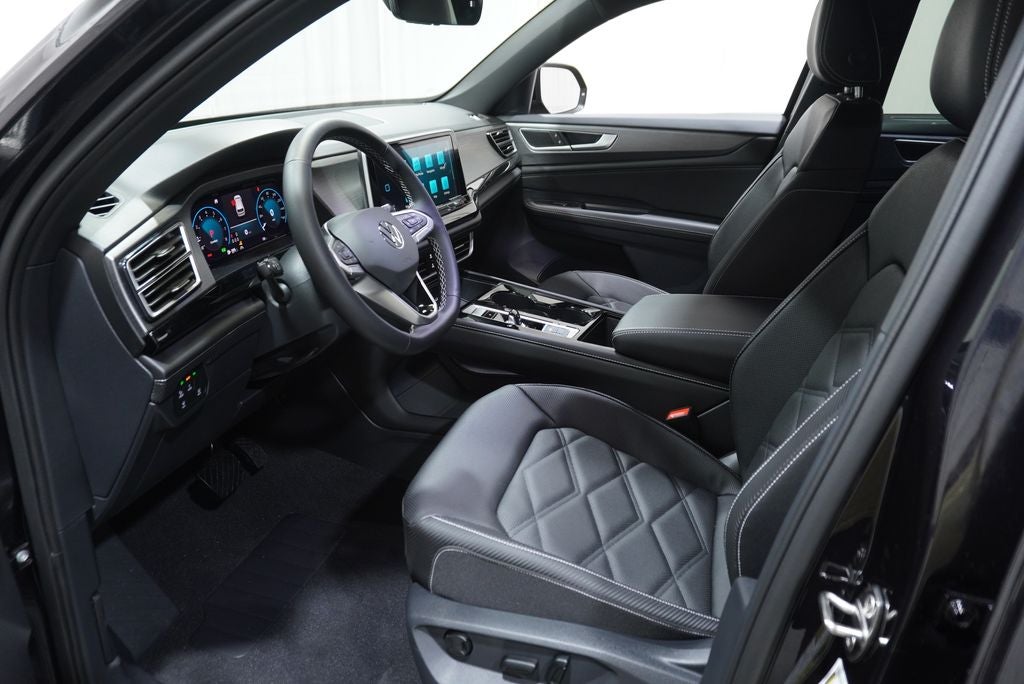 2026 Volkswagen Atlas Cross Sport SE w/Technology