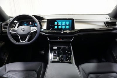 2025 Volkswagen Atlas Cross Sport 2.0T SE w/Technology