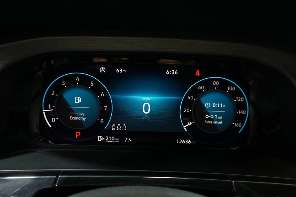 2025 Volkswagen Atlas Cross Sport 2.0T SE w/Technology