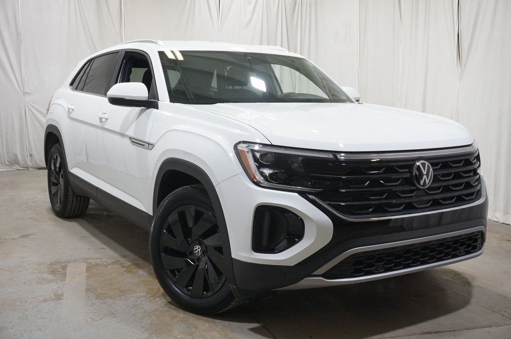 2025 Volkswagen Atlas Cross Sport 2.0T SE w/Technology