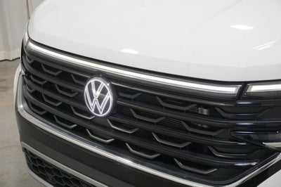2025 Volkswagen Atlas Cross Sport 2.0T SE w/Technology