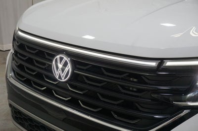 2025 Volkswagen Atlas Cross Sport 2.0T SE w/Technology