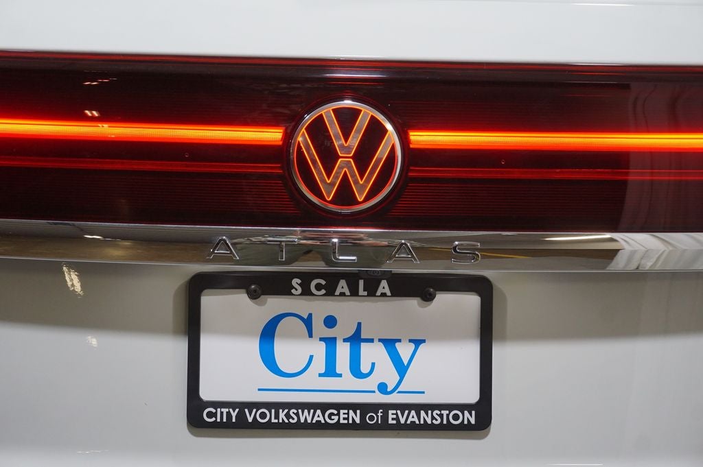 2025 Volkswagen Atlas Cross Sport 2.0T SE w/Technology