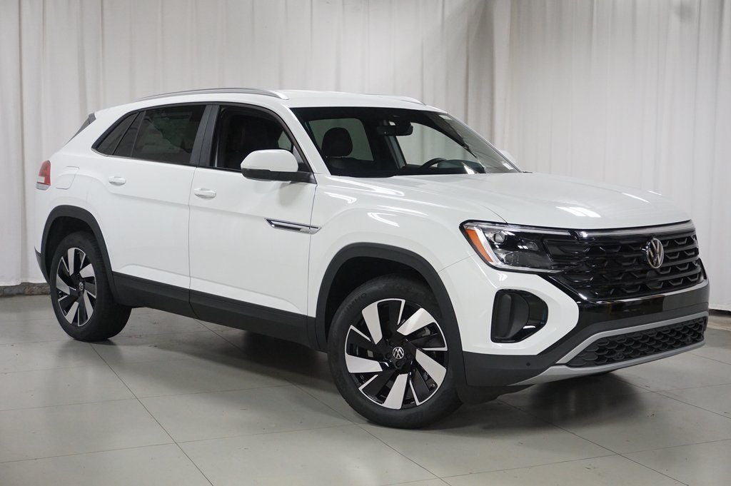 2025 Volkswagen Atlas Cross Sport 2.0T SE w/Technology