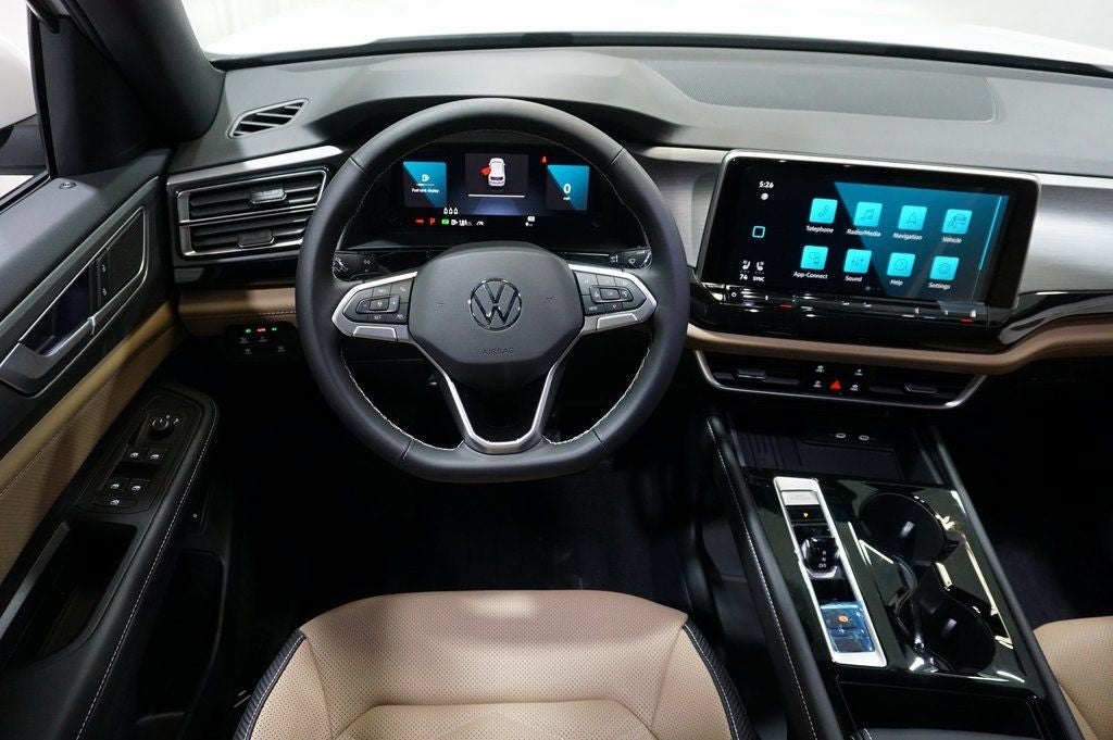 2025 Volkswagen Atlas Cross Sport 2.0T SE w/Technology