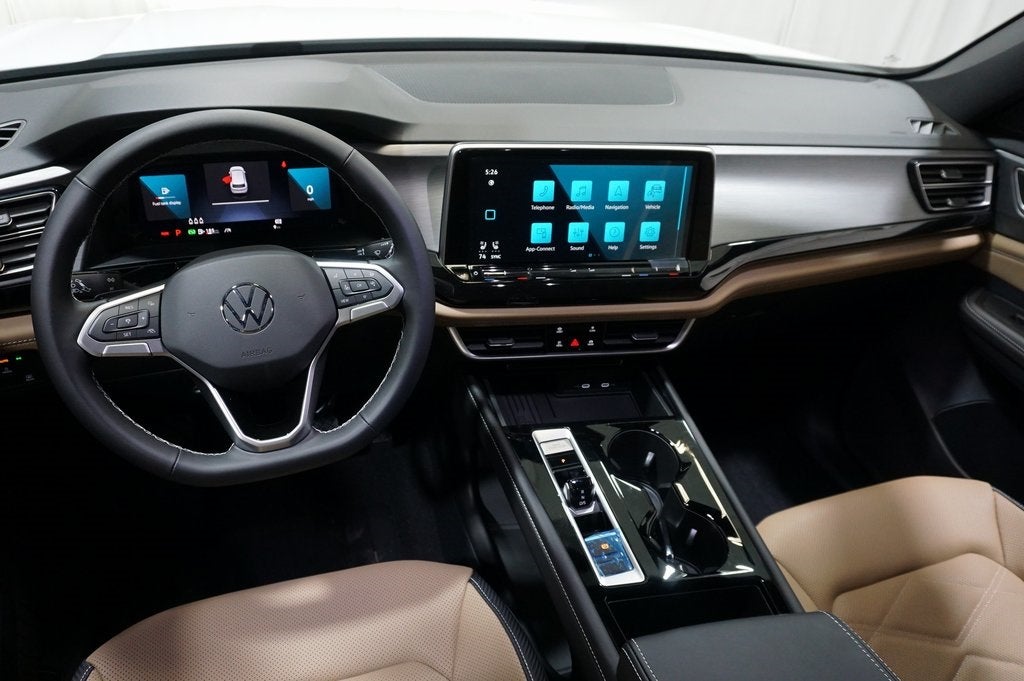 2025 Volkswagen Atlas Cross Sport 2.0T SE w/Technology