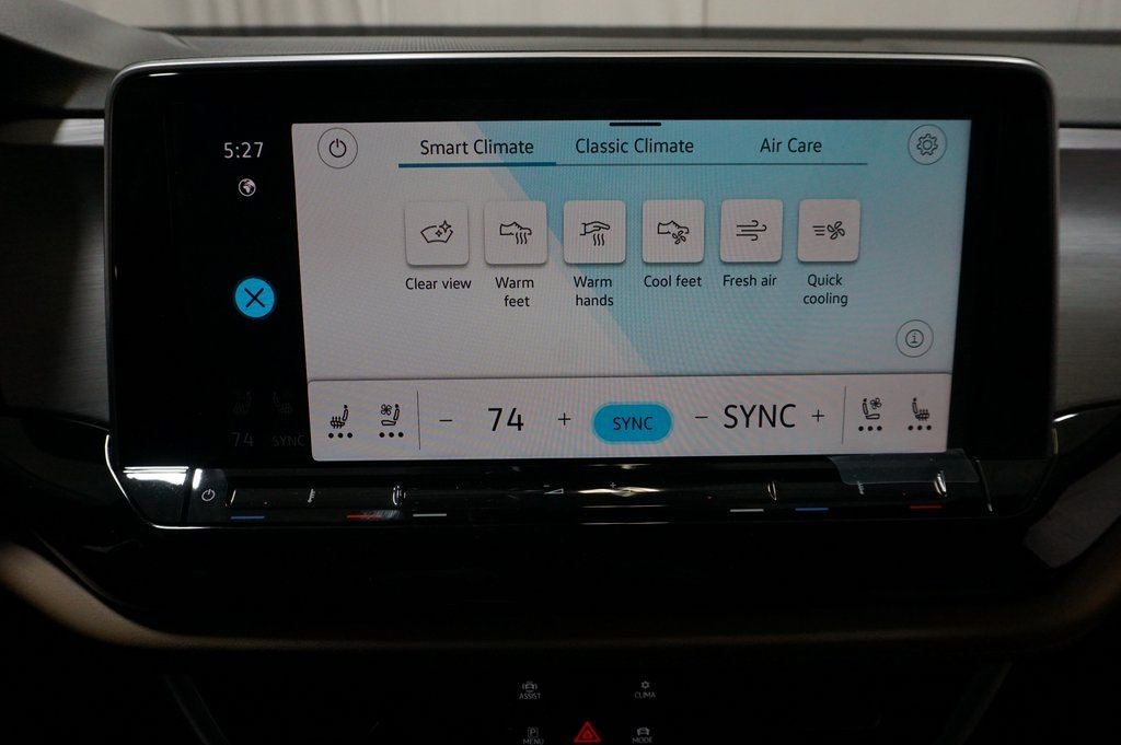 2025 Volkswagen Atlas Cross Sport 2.0T SE w/Technology