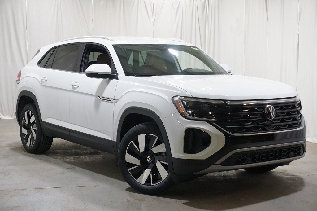 2025 Volkswagen Atlas Cross Sport 2.0T SE w/Technology