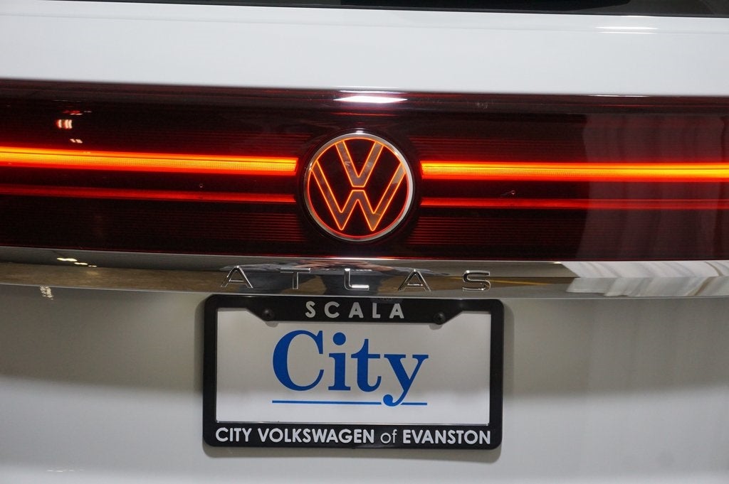 2025 Volkswagen Atlas Cross Sport 2.0T SE w/Technology