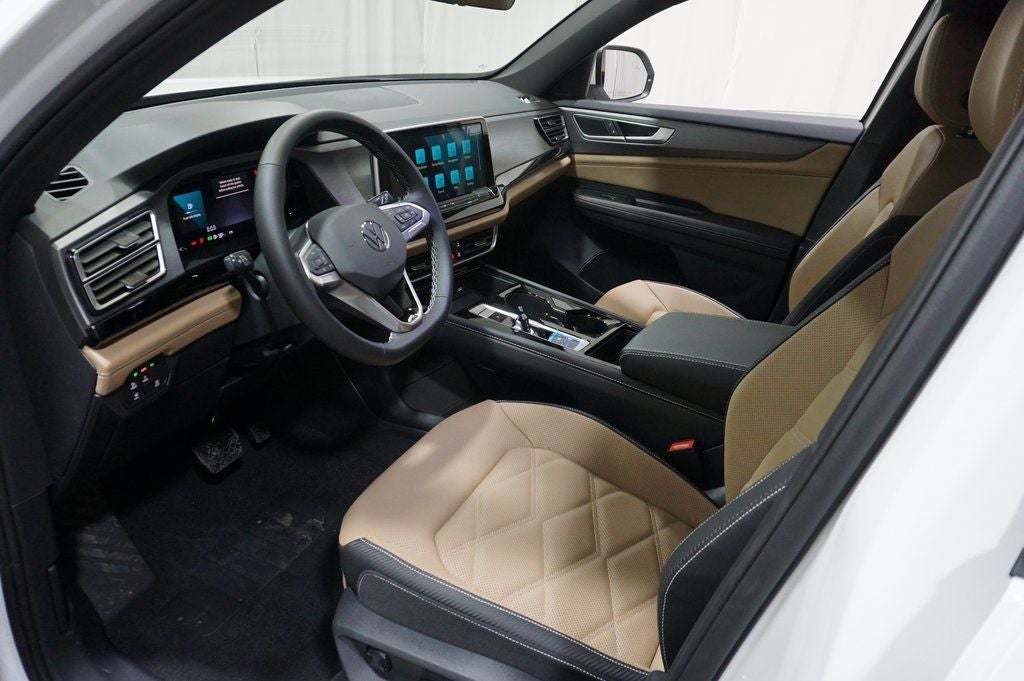 2025 Volkswagen Atlas Cross Sport 2.0T SE w/Technology