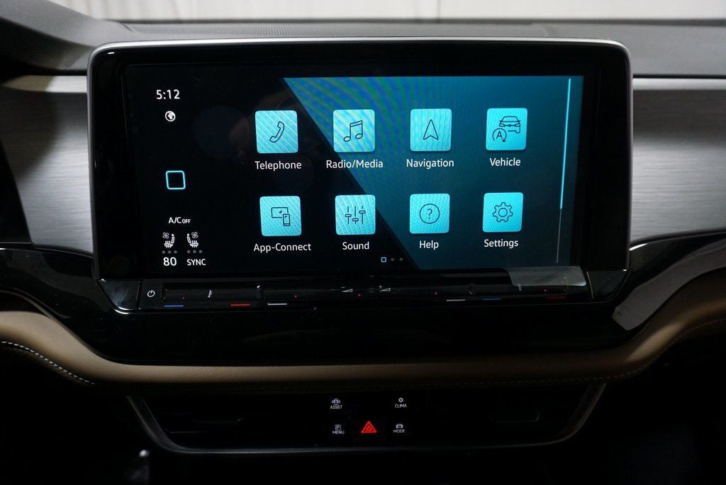 2025 Volkswagen Atlas Cross Sport 2.0T SE w/Technology