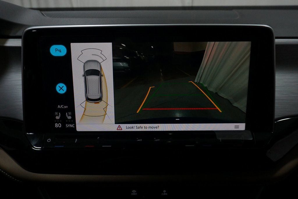 2025 Volkswagen Atlas Cross Sport 2.0T SE w/Technology