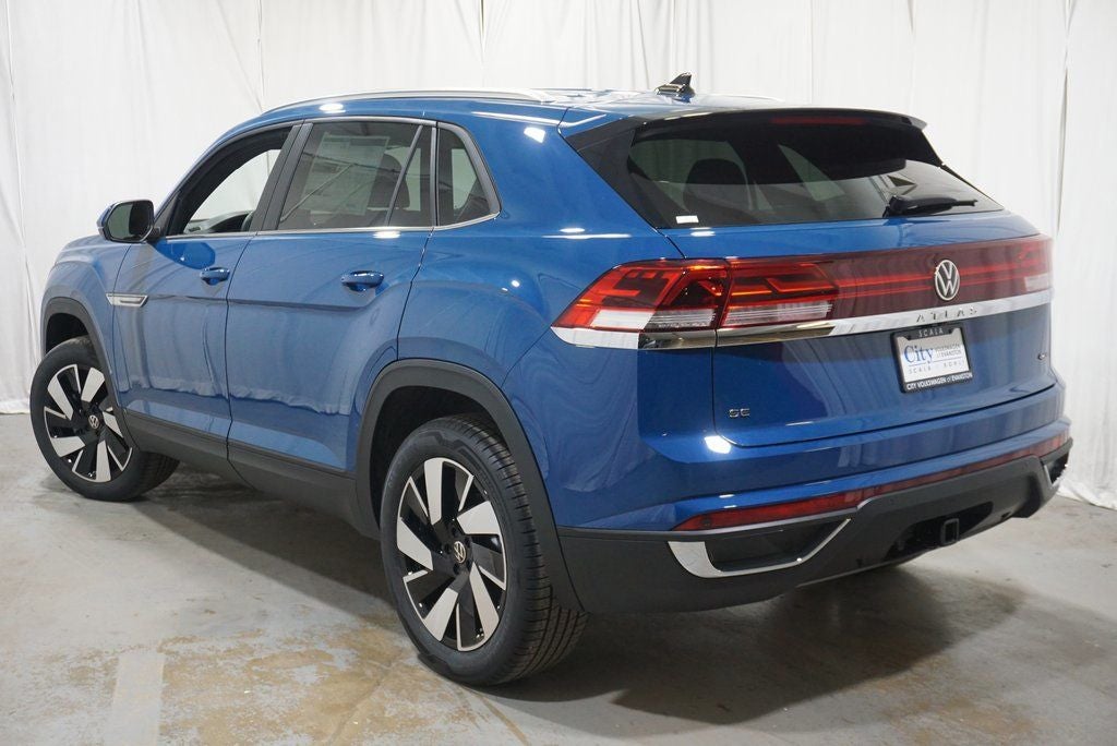2025 Volkswagen Atlas Cross Sport 2.0T SE w/Technology
