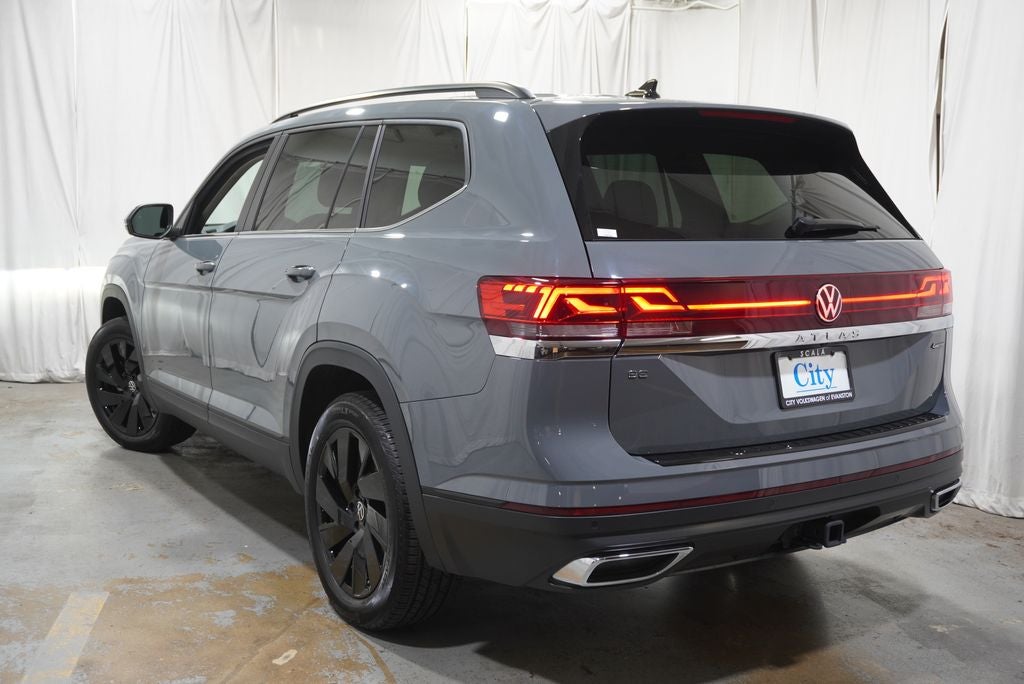 2026 Volkswagen Atlas SE w/Technology